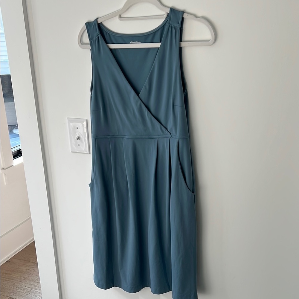 Eddie Bauer Blue Chambray Sleeveless Midi Sundress